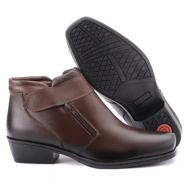 Bota Jungle Velcro em Couro Masculino