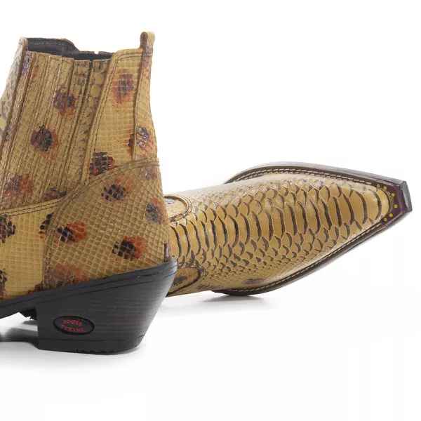 Bota Texana Cano Curto Bico Fino Brandit Jacaré Banana Masculino